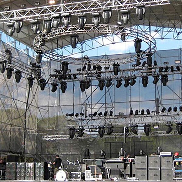 Montaje e instalación de equipos de iluminación (1)